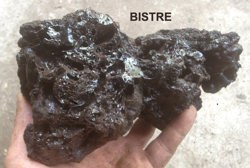 Bloc de bistre cheminee traditionnelle